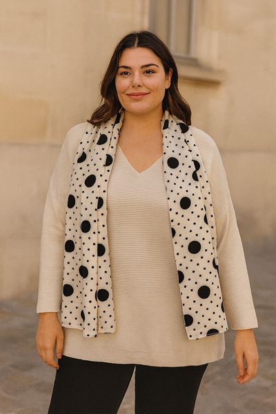 Picture of CURVY GIRL SWEATER WITH SCARF